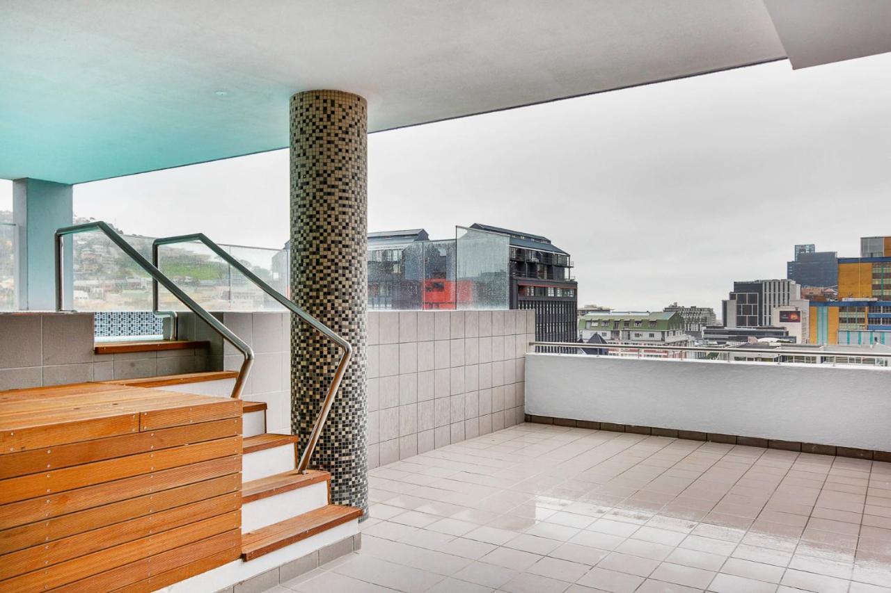Backup-Powered Colourfull City Balcony Apartment Cape Town Bagian luar foto