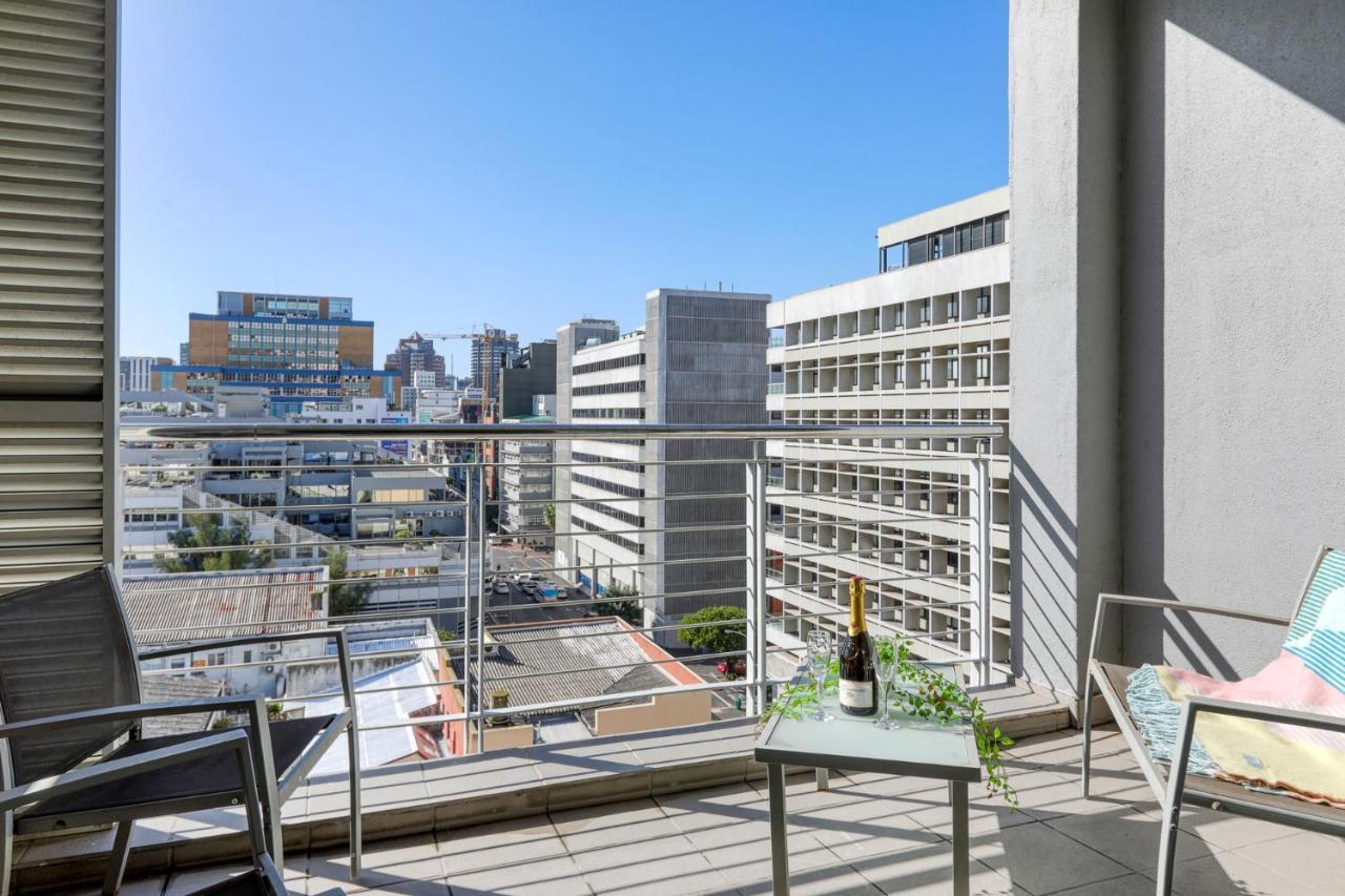 Backup-Powered Colourfull City Balcony Apartment Cape Town Bagian luar foto