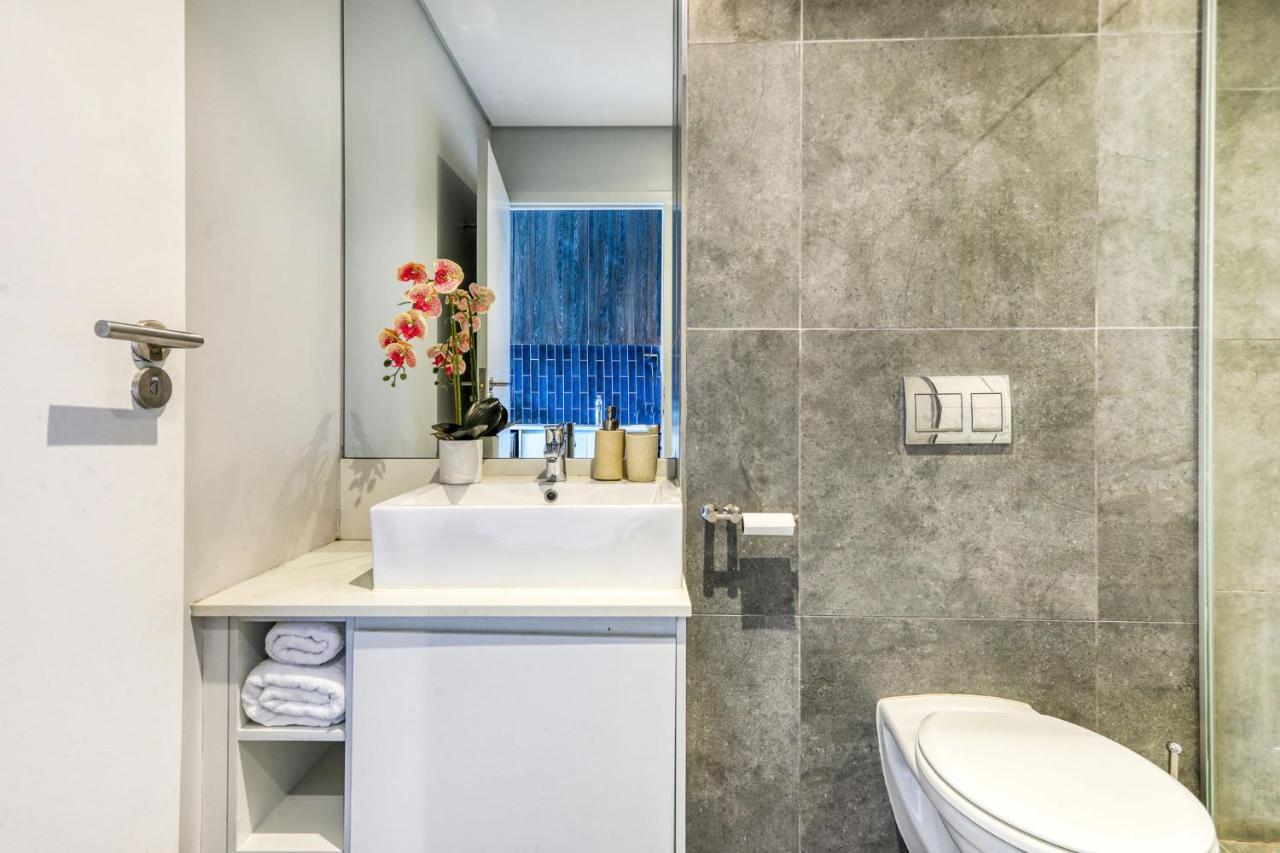 Backup-Powered Colourfull City Balcony Apartment Cape Town Bagian luar foto
