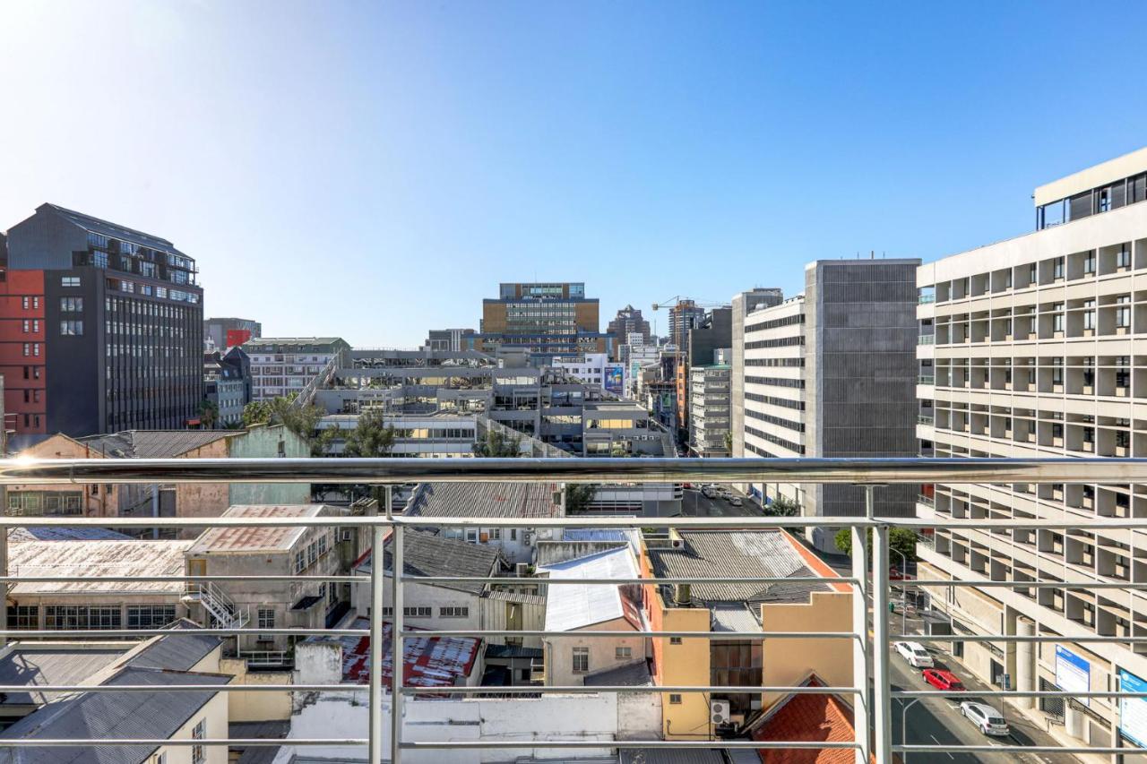 Backup-Powered Colourfull City Balcony Apartment Cape Town Bagian luar foto